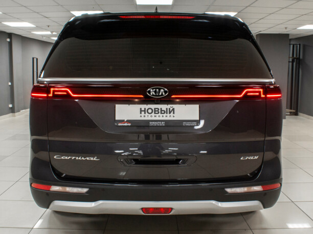 Kia Carnival III, 7 мест, 2021 г.