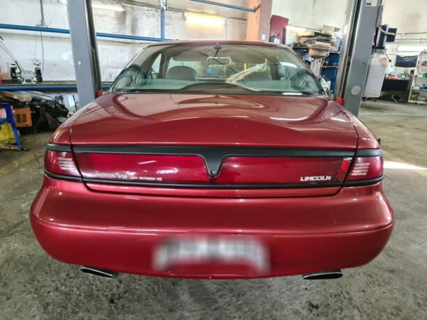 Lincoln Mark VIII II, 1998 г.