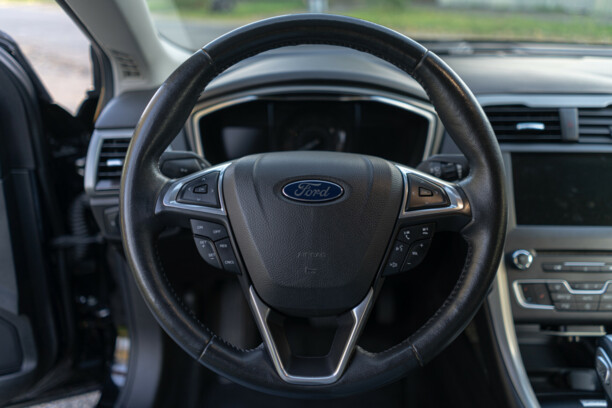 Ford Fusion USA II, 2015 г.