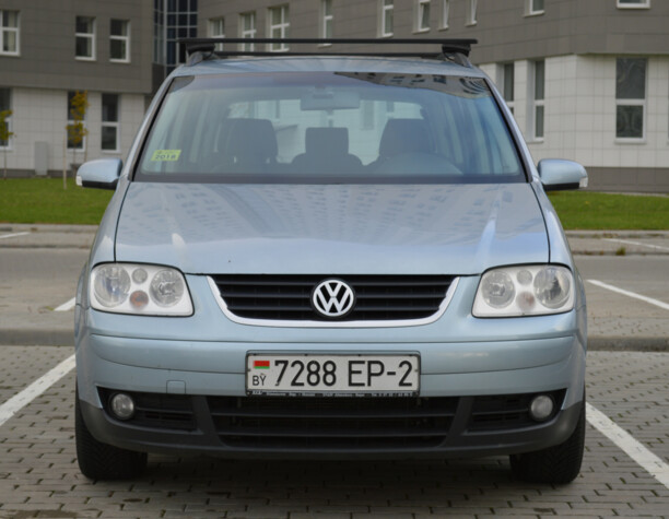 Volkswagen Touran I, 7 мест, 2006 г.