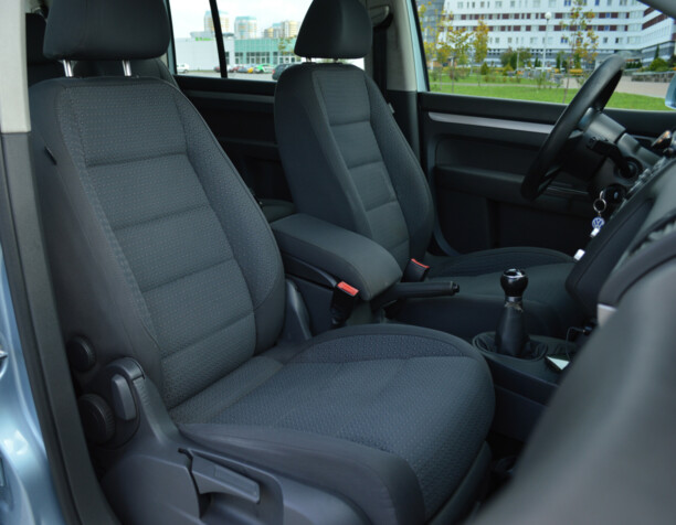 Volkswagen Touran I, 7 мест, 2006 г.