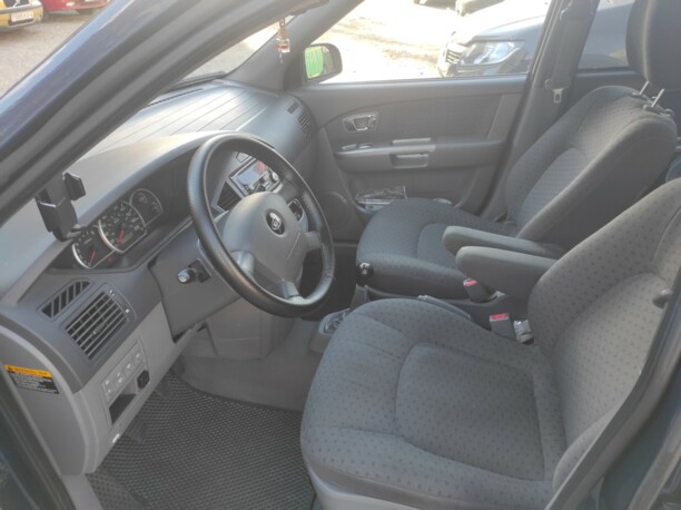 Kia Carens I · Рестайлинг, 2006 г.