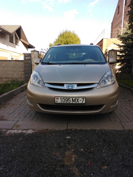 Toyota Sienna II (XL20) · Рестайлинг, 7 мест, 2007 г.