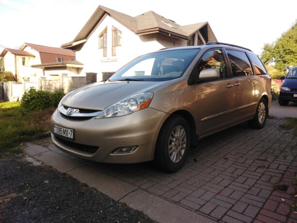 Toyota Sienna II (XL20) · Рестайлинг, 7 мест, 2007 г.
