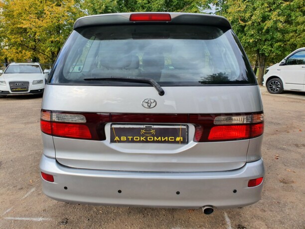 Toyota Previa II (XR30, XR40), 7 мест, 2001 г.