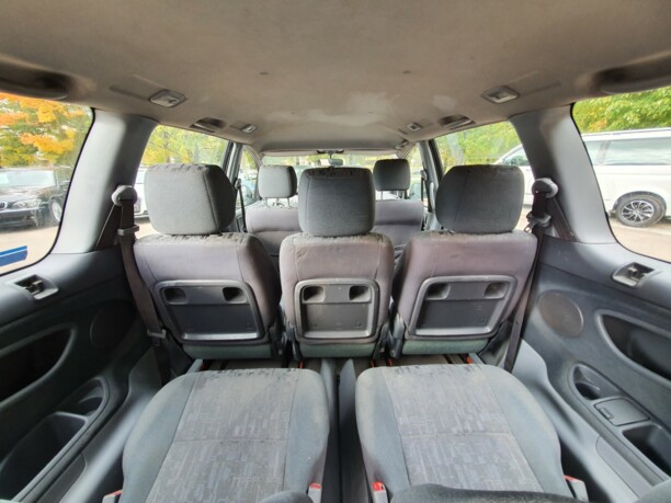 Toyota Previa II (XR30, XR40), 7 мест, 2001 г.
