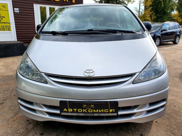 Toyota Previa II (XR30, XR40), 7 мест, 2001 г.