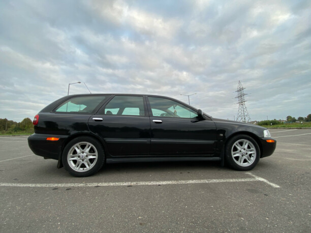Volvo V40 I · Рестайлинг, 2002 г.