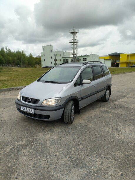 Opel Zafira A, 7 мест, 2001 г.