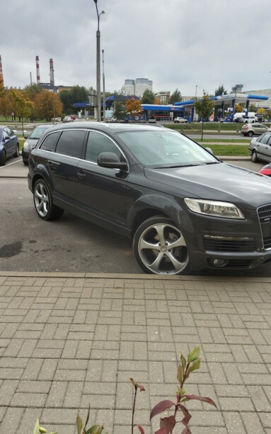 Audi Q7 4L, 7 мест, 2008 г.