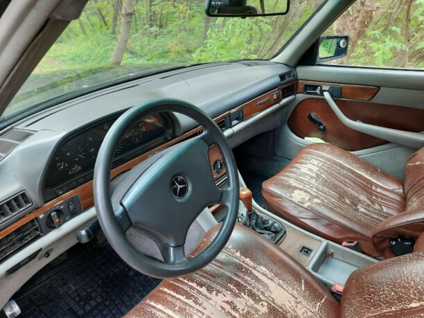 Mercedes-Benz S-Класс W126, C126, 1984 г.