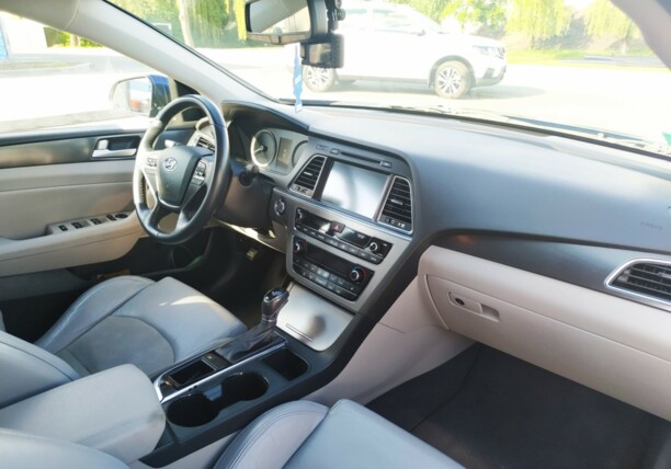 Hyundai Sonata LF, 2015 г.