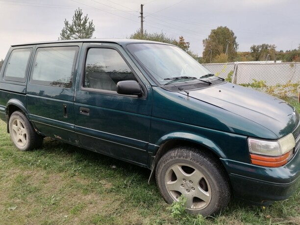 Dodge Caravan II, 7 мест, 1995 г.