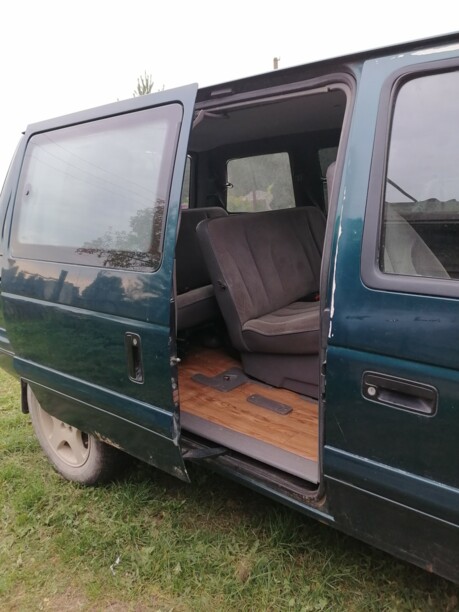 Dodge Caravan II, 7 мест, 1995 г.