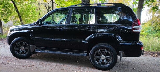 Toyota Land Cruiser Prado J120, 7 мест, 2008 г.