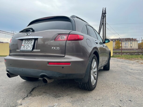 Infiniti FX I, 2003 г.