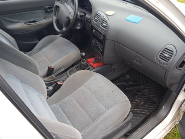 Daewoo Nubira J100, 1998 г.