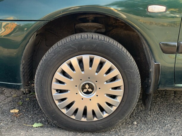 Mitsubishi Carisma I · Рестайлинг, 2000 г.