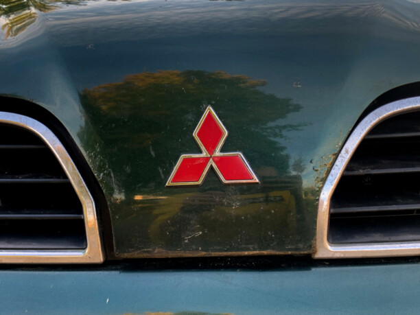 Mitsubishi Carisma I · Рестайлинг, 2000 г.