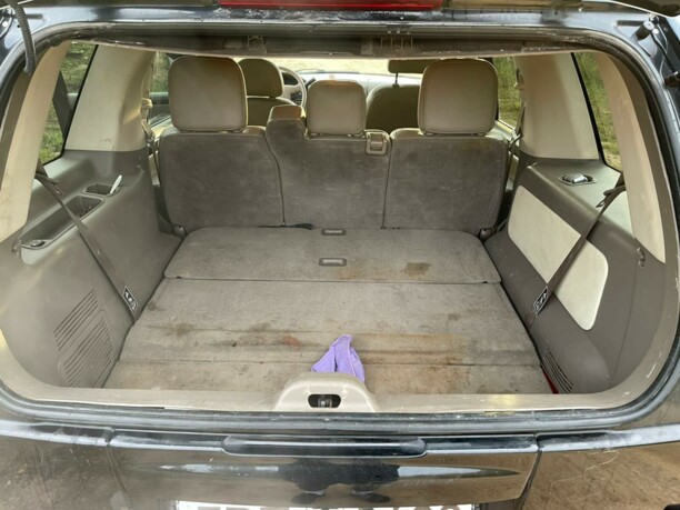 Ford Explorer III, 7 мест, 2004 г.