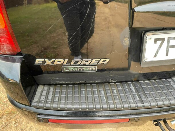 Ford Explorer III, 7 мест, 2004 г.