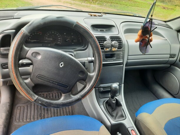 Renault Laguna I, 1995 г.