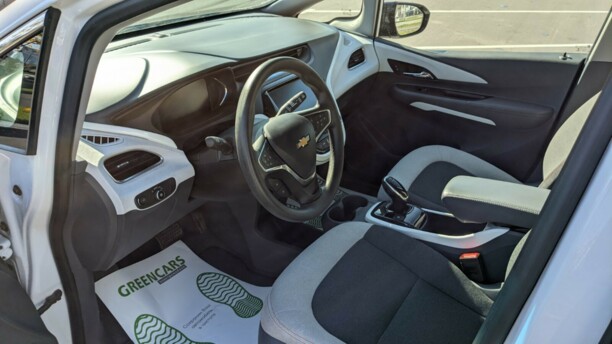 Chevrolet Bolt, 2017 г.
