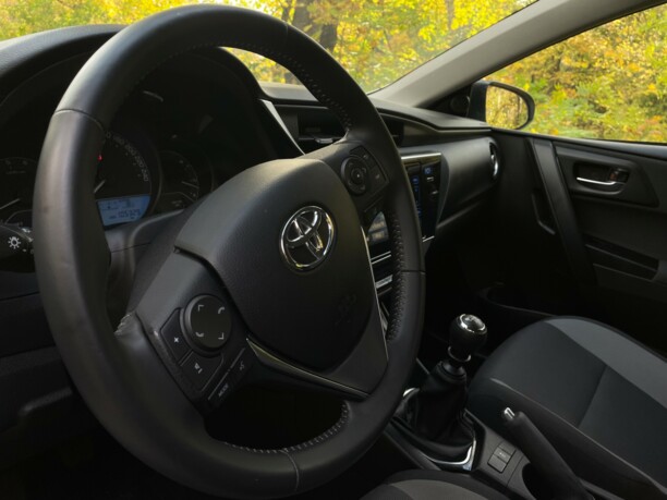 Toyota Auris II (E180) · Рестайлинг, 2017 г.
