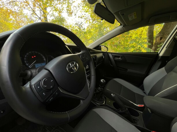 Toyota Auris II (E180) · Рестайлинг, 2017 г.