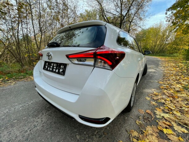Toyota Auris II (E180) · Рестайлинг, 2017 г.