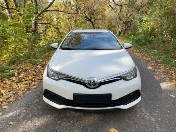 Toyota Auris II (E180) · Рестайлинг, 2017 г.