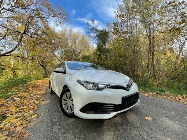 Toyota Auris II (E180) · Рестайлинг, 2017 г.