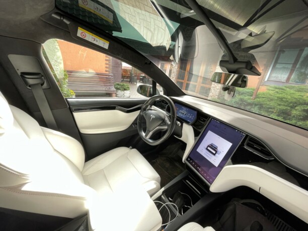 Tesla Model X, 2019 г.