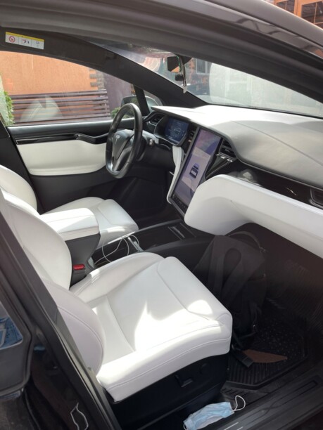 Tesla Model X, 2019 г.