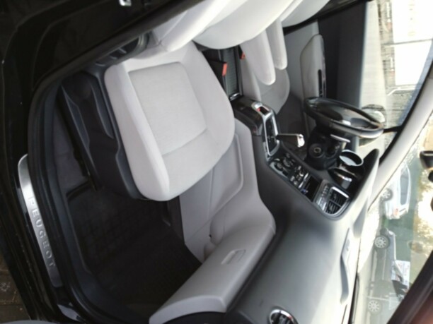 Peugeot 5008 I, 7 мест, 2010 г.