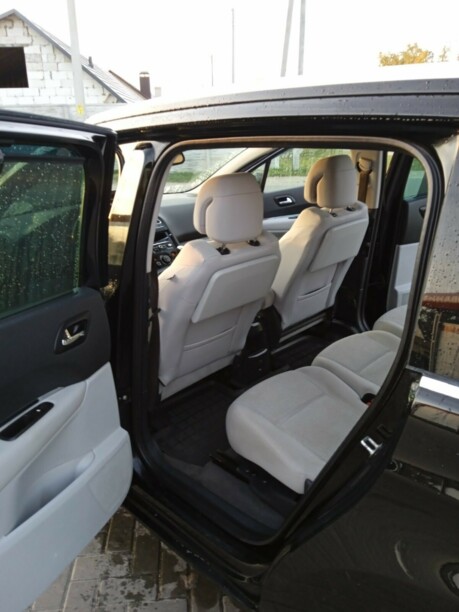 Peugeot 5008 I, 7 мест, 2010 г.