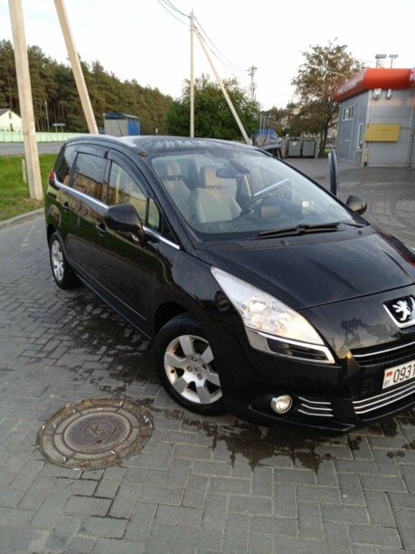 Peugeot 5008 I, 7 мест, 2010 г.