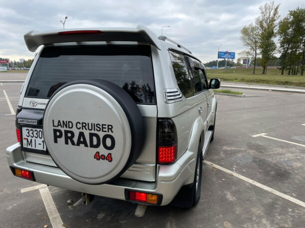 Toyota Land Cruiser Prado J90 · Рестайлинг, 7 мест, 2002 г.