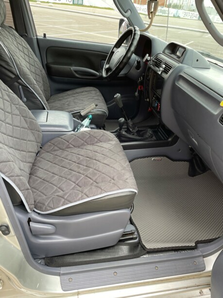 Toyota Land Cruiser Prado J90 · Рестайлинг, 7 мест, 2002 г.