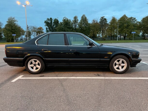 BMW 5 серия E34, 1988 г.