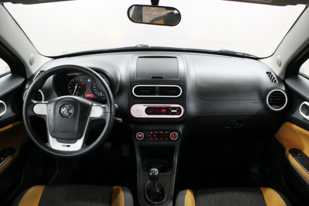 MG 3, 2013 г.