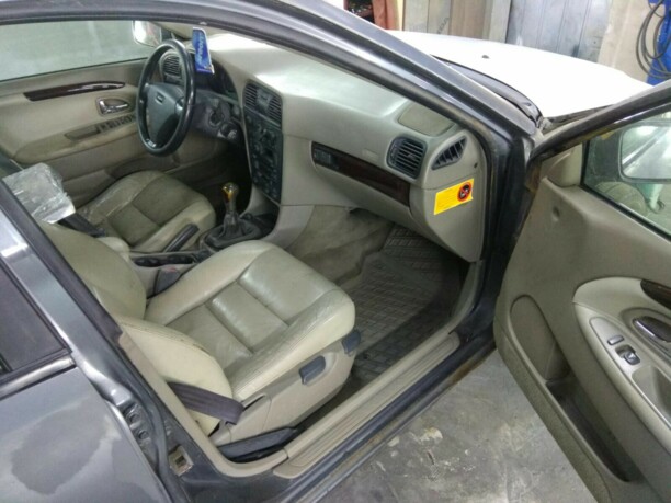 Volvo V40 I · Рестайлинг, 2004 г.