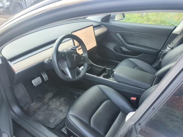 Tesla Model 3, 2018 г.