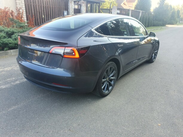 Tesla Model 3, 2018 г.