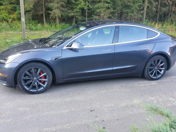 Tesla Model 3, 2018 г.