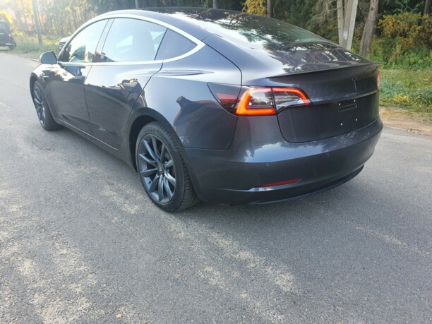 Tesla Model 3, 2018 г.