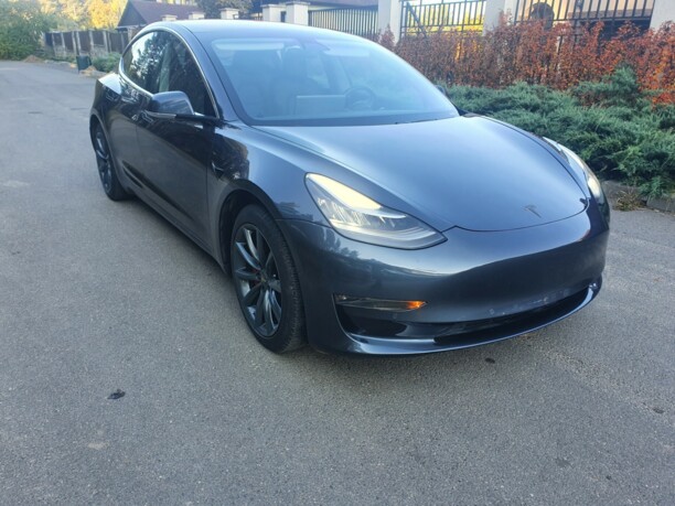 Tesla Model 3, 2018 г.