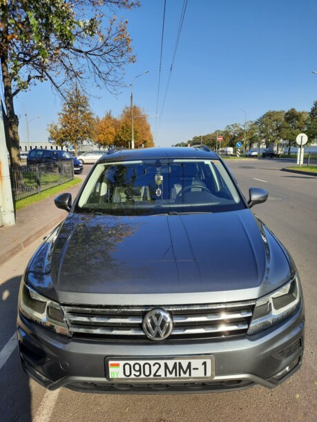 Volkswagen Tiguan II, 7 мест, 2017 г.
