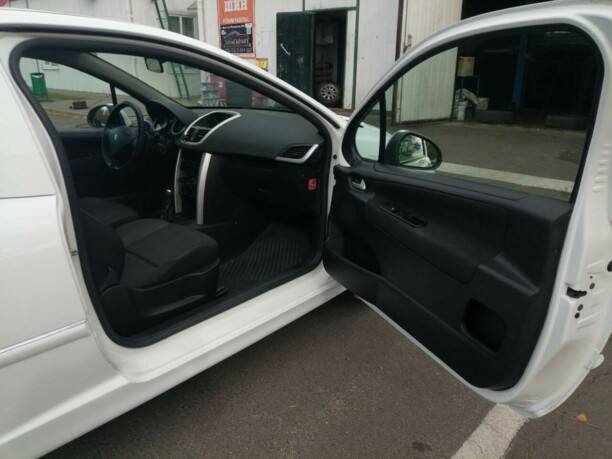 Peugeot 207 I · Рестайлинг, 2011 г.
