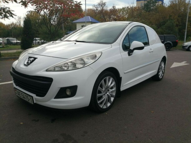 Peugeot 207 I · Рестайлинг, 2011 г.